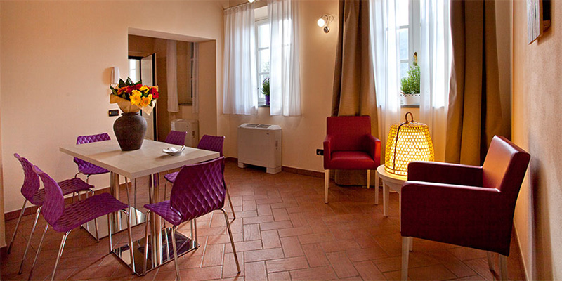 tuscany-lovers-appartamenti-case-ville-affitto-toscana-lucca-servizi--b2b-alloggi